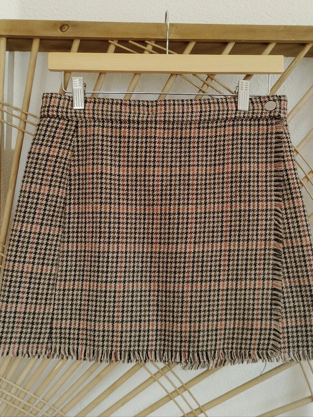 Urban Outfitters Plaid Houndstooth Flannel Wrap Skirt / Size Medium